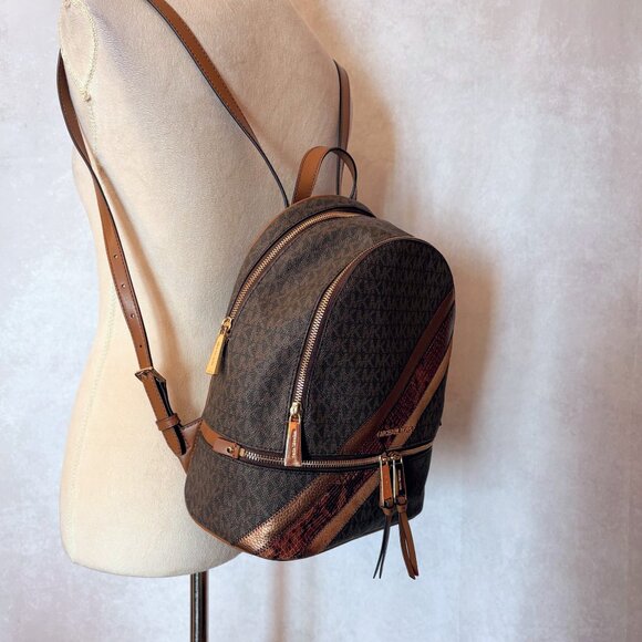 Michael Kors Rhea Zip Signature Backpack Monogram Snake Print Brown/Black Medium - Picture 4 of 12